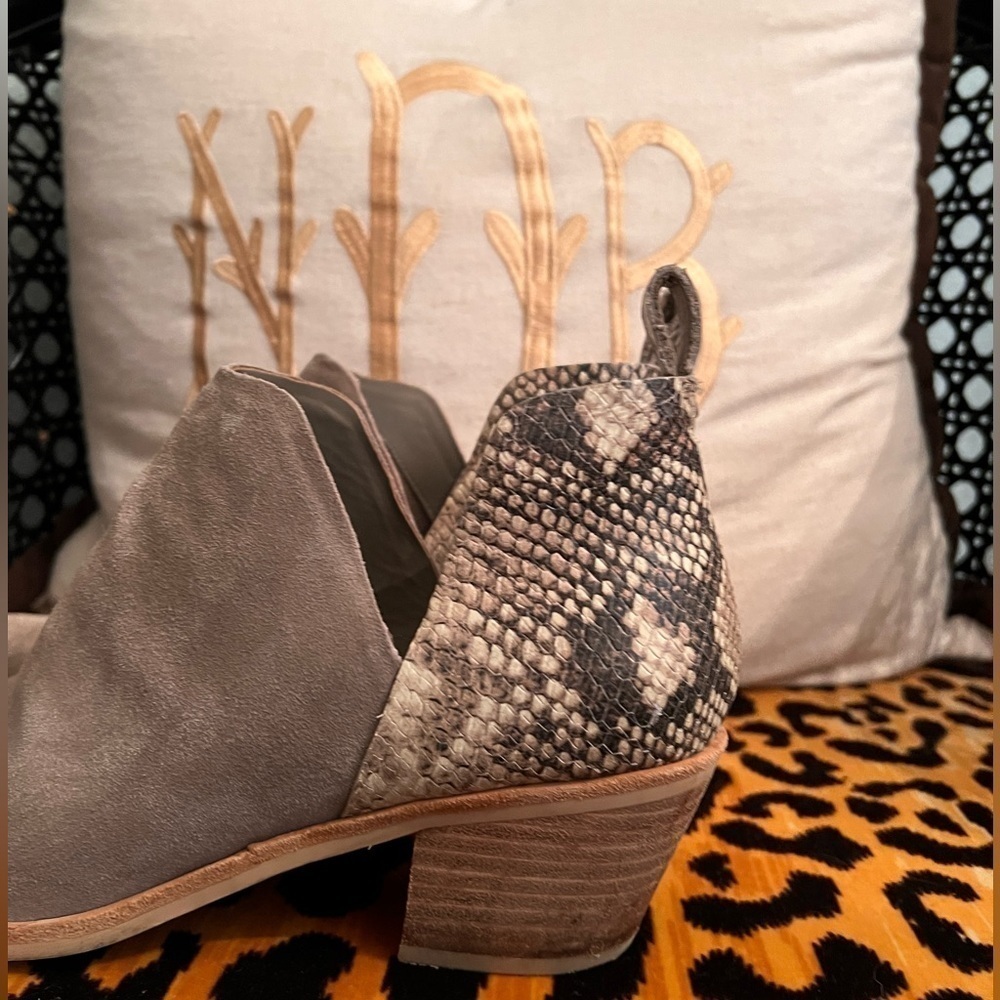 DOLCE VITA  Snake and Suede Booties - Picture 3 of 7